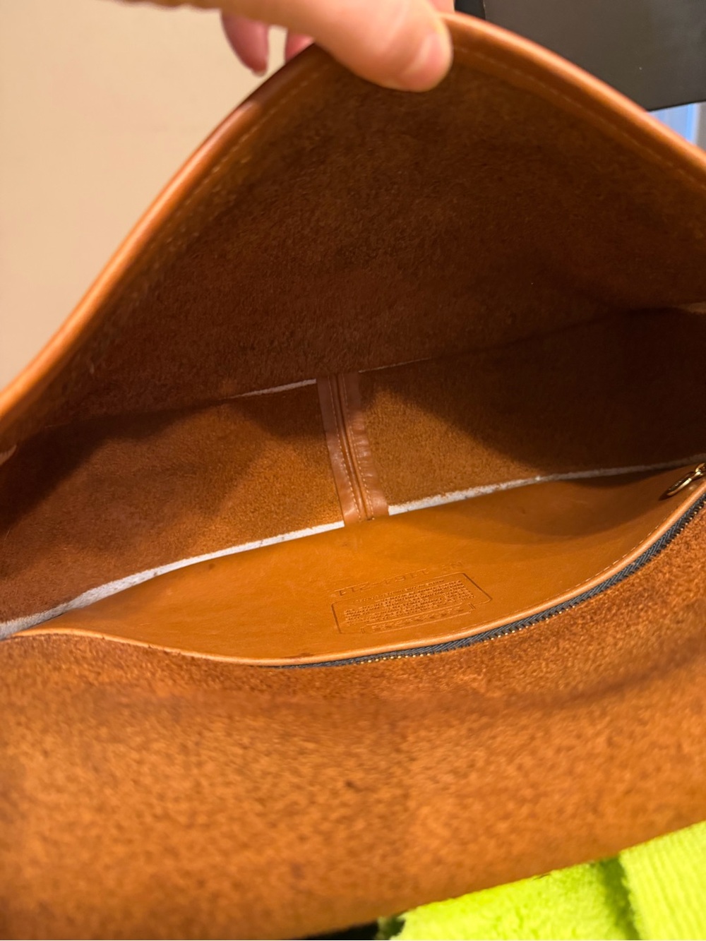 Vintage Coach City Bag No. 1164-211 - Picture 10 of 17
